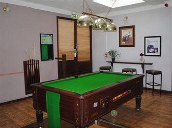 The Beaufort Arms Cheltenham Buitenkant foto